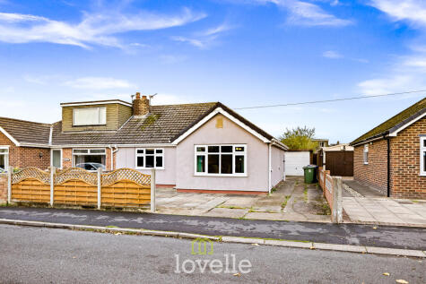 St Christophers Road, Humberston, DN36