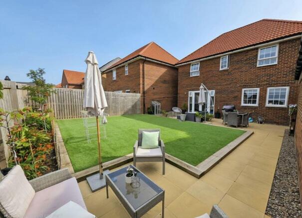 Mayflower Gardens , Cramlington  photo 4