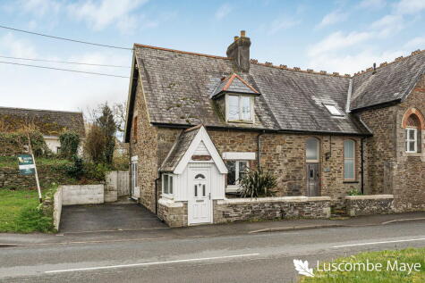 Dousland Road, Yelverton, Devon