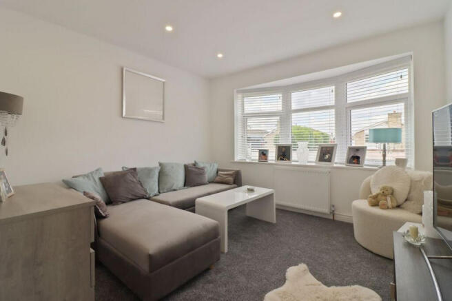 4 bed Detached Bungalow for sale Image 9