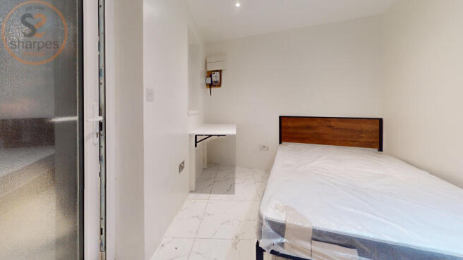 Bedroom (32)