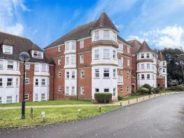 Flat 23, 14 Eversley Court, St Annes Road, Eastbourne BN21 2BS