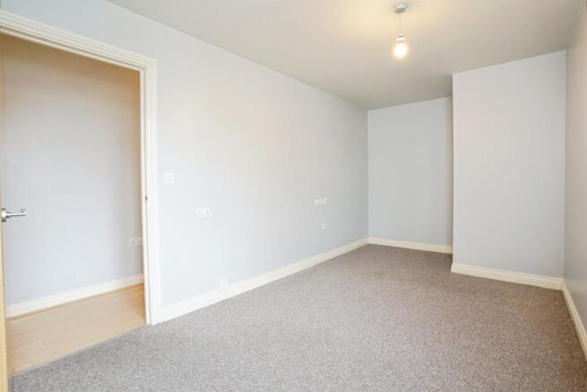 Watkin Road, Leicester photo 4