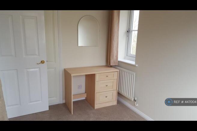 2nd Bedroom / Office With Room For Double Bed