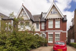 Flat 2, 33, Grove Park Gardens, Chiswick, London W4 3RY