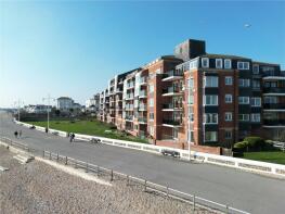 3, Rock Gardens, Bognor Regis PO21 2LE