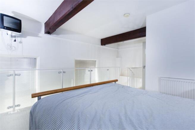 2 bed Apartment to rent Image 9