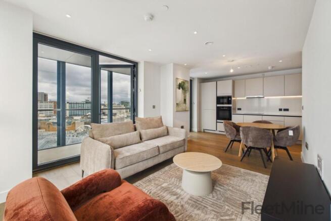 Lounge/dining room