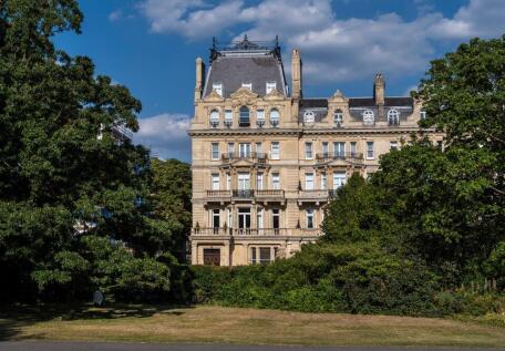 Cambridge Gate, Regent's Park, London, NW1