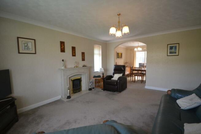 LOUNGE THROUGH DINING AREA