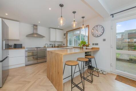 Russell Row, Lewes, BN7