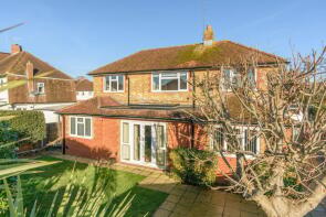4a, Florence Close, Walton-on-thames KT12 2AU