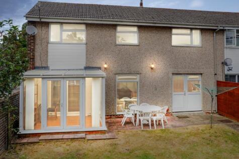 11 Park Barn Drive, Guildford