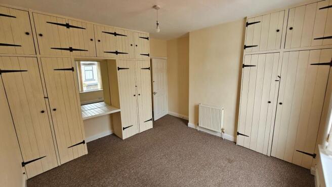 2 bed Terraced to rent Image 8