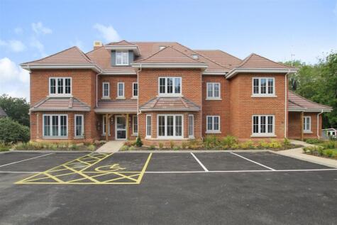 Bridge Road, Sarisbury Green