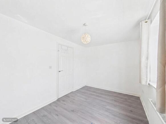 2 bed Semi-Detached for sale Image 5