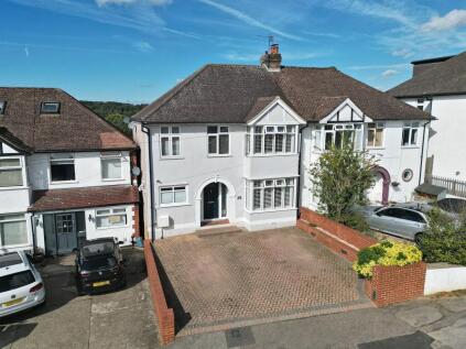 Chambersbury Lane, Hemel Hempstead, HP3