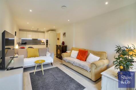 Frazer Nash Close, Isleworth