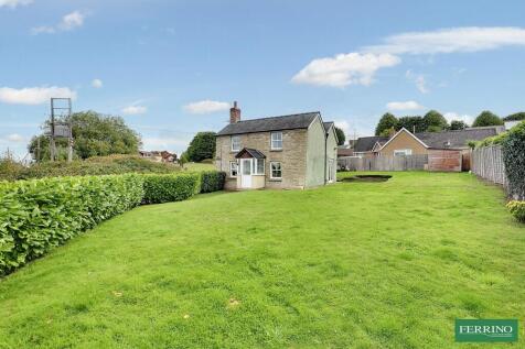 (Large Garden), Joyford Hill, Coleford, Gloucestershire. GL16 7AH