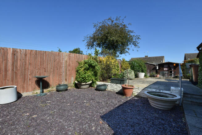 Garden (1 of 2)