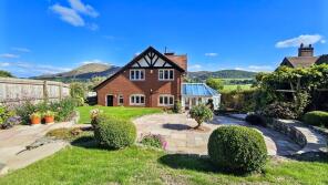 Novers Lodge, Shrewsbury Road, All Stretton SY6 6HE