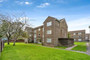 Flat 5, Itchen Court, Crombie Close, Waterlooville PO8 8NF