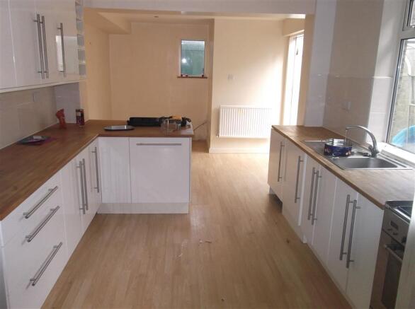 Kitchen/Breakfast Room