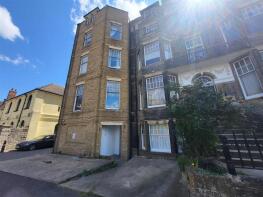 Flat 1, 1 Moat House, Castle Hill, Rochester ME1 1QQ