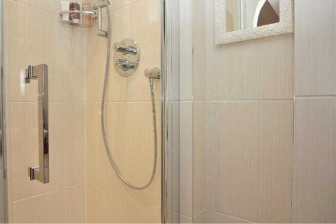 Master En-suite