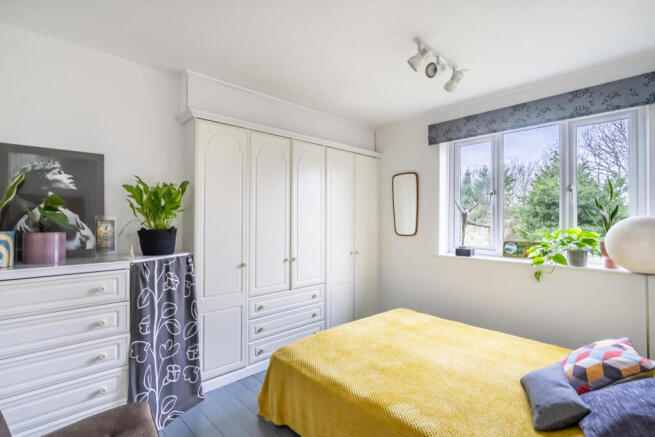 3 bed Semi-Detached for sale Image 11