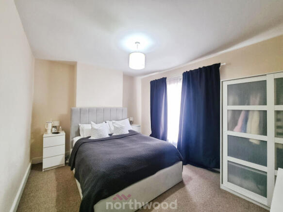3 bed Terraced to rent Image 7