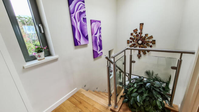 2nd Floor Landing