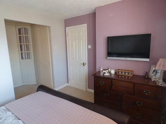 Bedroom 1 - 2