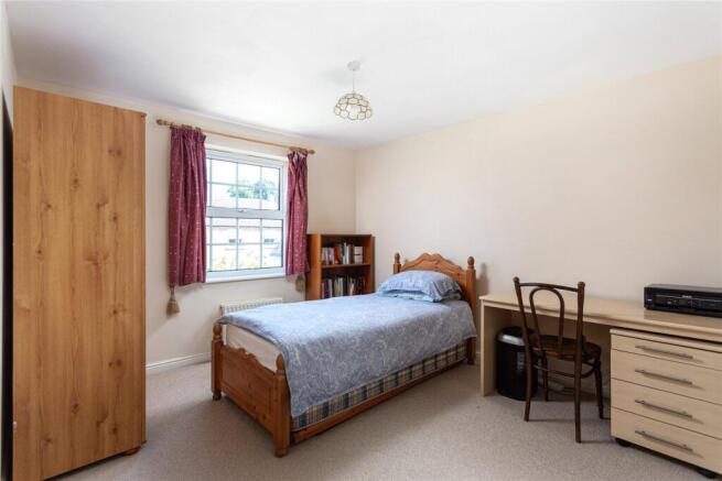 3 bed Semi-Detached for sale Image 10