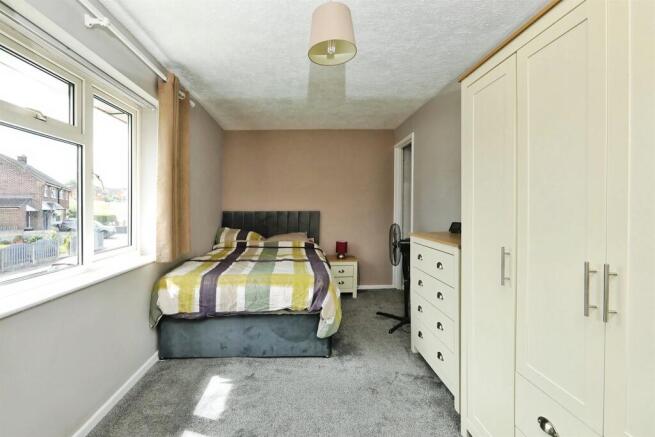 2 bed Apartment for sale Image 7