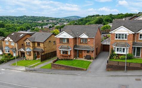 The Meadows, Tonyrefail, Porth, Rhondda Cynon Taff. CF39 8BS