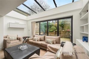 3, Treetop Mews, London NW6 7BL