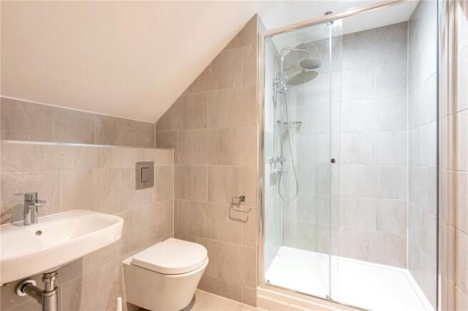 3 bed Penthouse to rent Image 9