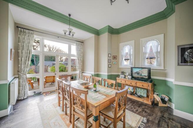 4 bed Semi-Detached for sale Image 8