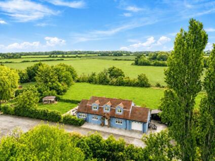 Braintree Road, Little Waltham, CM3