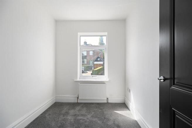4 bed Semi-Detached for sale Image 11