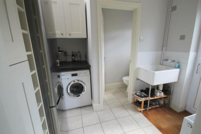 Utility room.JPG