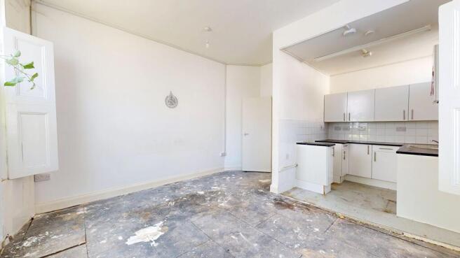 Flat B, 16 Huntingdon Street, Islington, London, N1 1BS