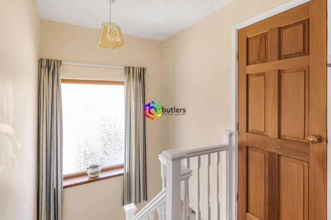 3 bed Semi-Detached for sale Image 11