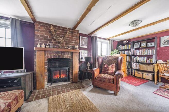 Snug/Dining Room