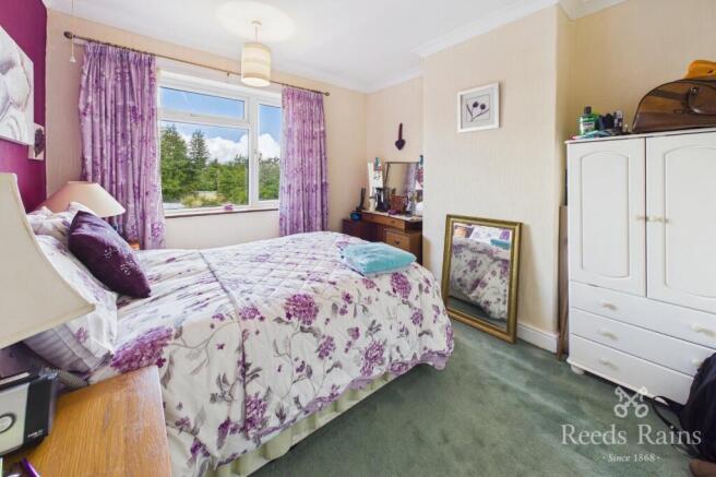 3 bed Semi-Detached for sale Image 9