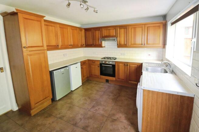 Attleborough Road, Nuneaton, CV11 photo 4