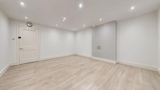 Alpine House Room Unfurnished