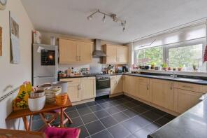 100, Maskell Road, London SW17 0LE