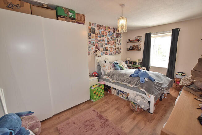 2 bed Semi-Detached for sale Image 9